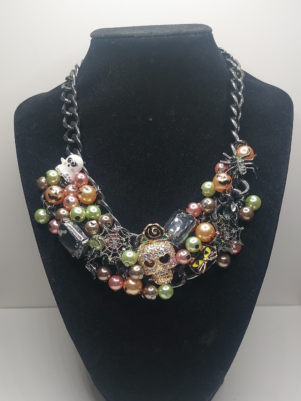 Betsey Johnson Sugar Skull Multi Color Faux Pearl Beads Charms Bib Necklace